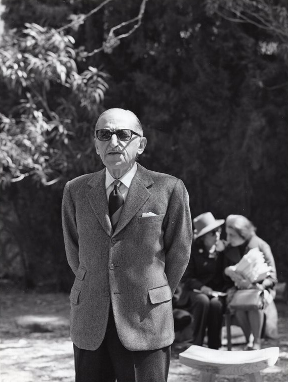 Vasilios V. Melas